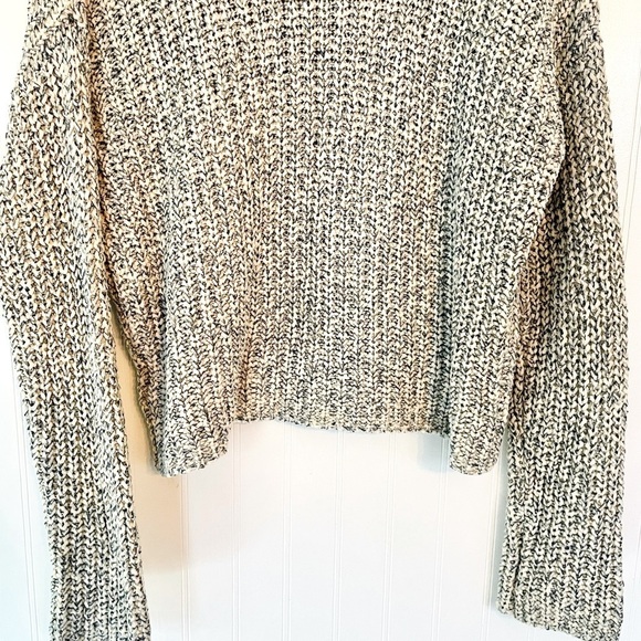 Harper Heritage Blue and White Marble Knit Sweater - Small - Picture 12 of 12